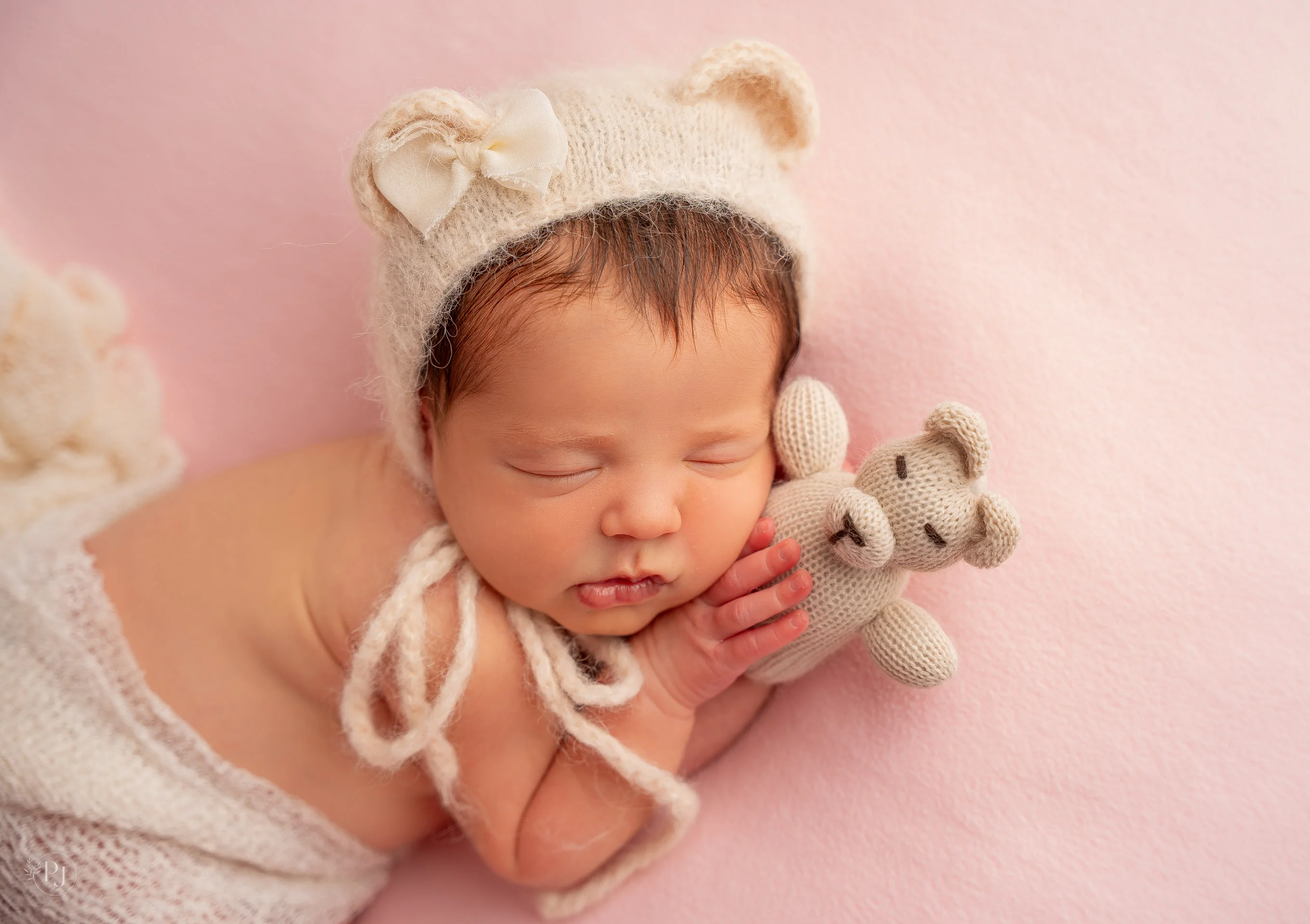 Alice - Newborn