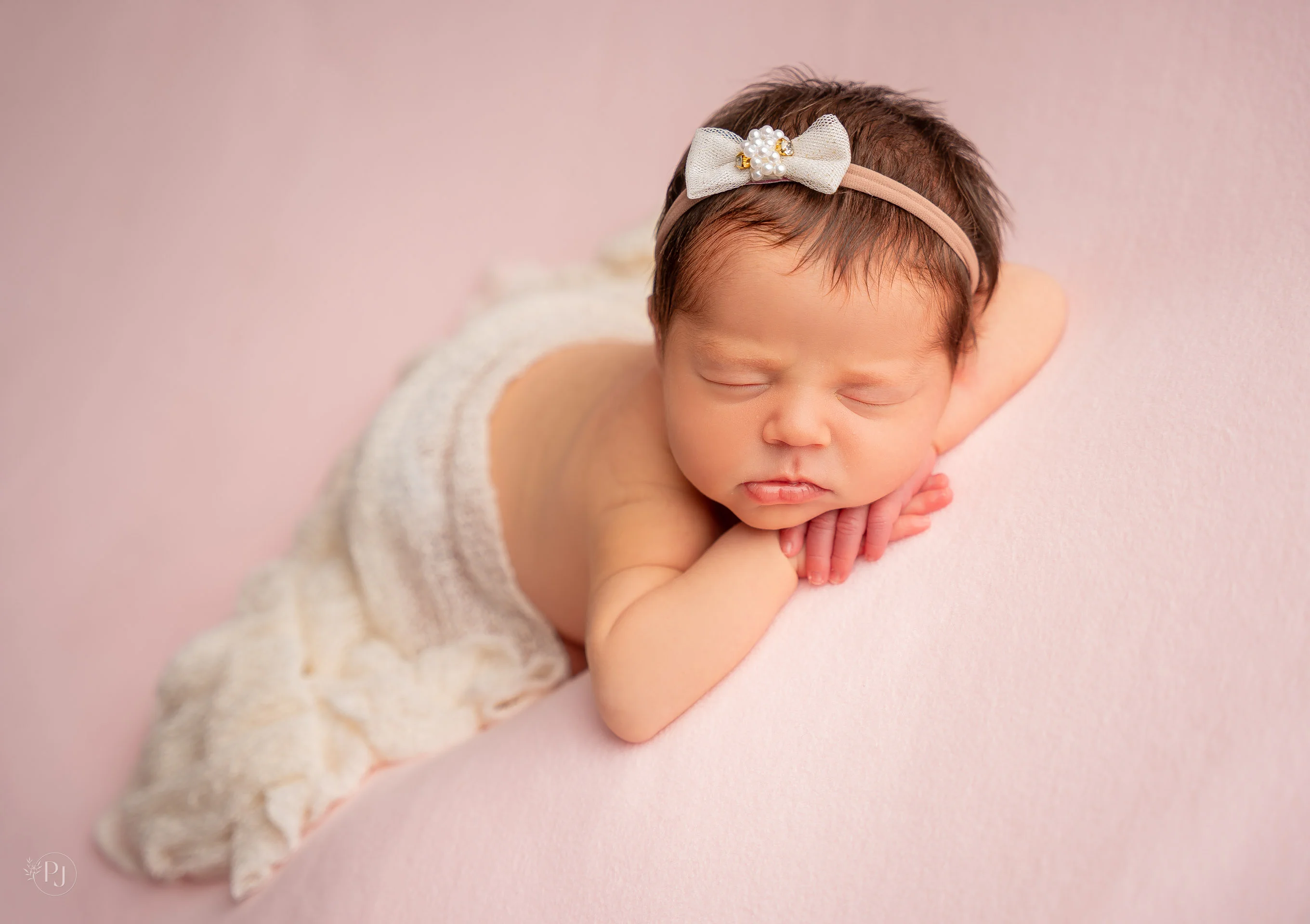 Alice - Newborn